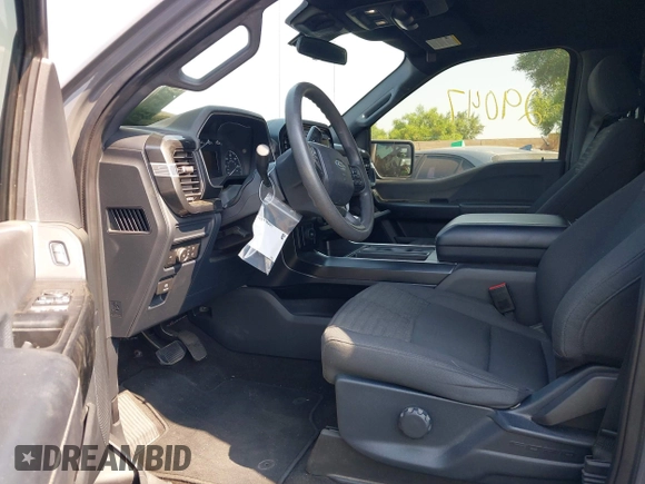 2021 Ford F-150 XL with VIN 1FTEW1CP6MFA09100, listed as a IAAI auction lot 42729047 with 27,593 mi miles and . Bid and sale history available at DreamBid. Image 5.