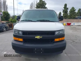 2020 Chevrolet Express Cargo с VIN 1GCWGAFP3L1272525, выставлен на аукционе IAAI как лот 41914132 с пробегом 90 857 миль миль и . История ставок и продаж доступна на DreamBid. Изображение 12.