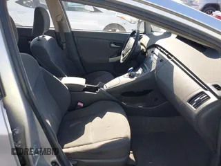 2010 Toyota Prius II z VIN JTDKN3DU8A1306075, wystawiony jako IAAI lot #42215026 z przebiegiem 185 593 mil mil oraz . Historia ofert i sprzedaży dostępna na DreamBid. Obrazek 5.