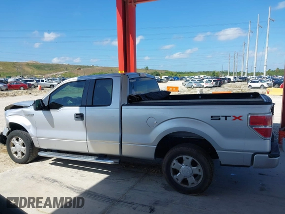 2010 Ford F-150 XL with VIN 1FTEX1C84AFC75927, listed as a IAAI auction lot 41914987 with 85,524 mi miles. Bid and sale history available at carsss.com. Image 15.