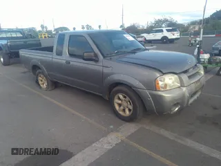 2004 Nissan Frontier XE z VIN 1N6DD26T04C439266, wystawiony jako IAAI lot #35843521 z przebiegiem 151 104 mil mil oraz . Historia ofert i sprzedaży dostępna na DreamBid. Obrazek 1.