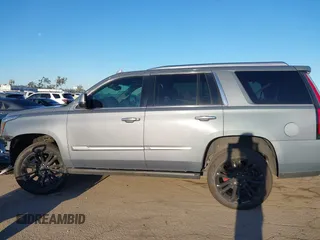 2016 Cadillac Escalade Premium Collection z VIN 1GYS4CKJ5GR382840, wystawiony jako IAAI lot #41824950 z przebiegiem 235 931 mil mil oraz . Historia ofert i sprzedaży dostępna na DreamBid. Obrazek 15.