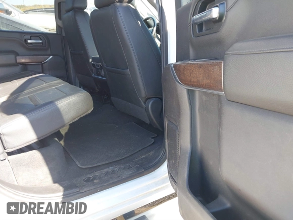 2020 GMC Sierra 1500 Denali with VIN 3GTU9FET8LG287861, listed as a IAAI auction lot 40678227 with 155,333 mi miles and . Bid and sale history available at carsss.com. Image 8.