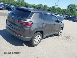 2018 Jeep Compass Sport с VIN 3C4NJCAB9JT411468, выставлен на аукционе IAAI как лот 42408617 с пробегом 86 042 миль миль и . История ставок и продаж доступна на DreamBid. Изображение 4.