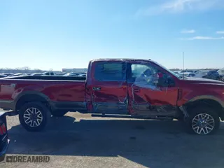 2017 Ford Super Duty F-250 SRW Lariat with VIN 1FT7W2BTXHEE69983, listed as a IAAI auction lot 41650957 with 177,645 mi miles. Bid and sale history available at carsss.com. Image 13.