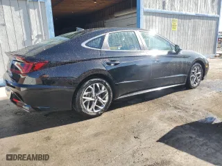2021 Hyundai Sonata SEL with VIN KMHL64JA5MA165712, listed as a Copart auction lot 44232555 with 104,009 mi miles and Clean Title. Bid and sale history available at carsss.com. Image 3.
