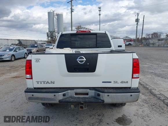 2011 Nissan Titan Pro-4X z VIN 1N6BA0EC8BN307959, wystawiony jako IAAI lot #41837097 z przebiegiem 160 672 mil mil oraz . Historia ofert i sprzedaży dostępna na DreamBid. Obrazek 17.