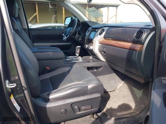 2019 Toyota Tundra 4WD SR5 with VIN 5TFHY5F1XKX800565, listed as a IAAI auction lot 41885751 with 39,370 mi miles. Bid and sale history available at carsss.com. Image 5.