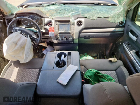 2016 Toyota Tundra SR with VIN 5TFRM5F17GX108528, listed as a Copart auction lot 61682625 with 172,478 mi miles and Clean title. Bid and sale history available at DreamBid. Image 8.