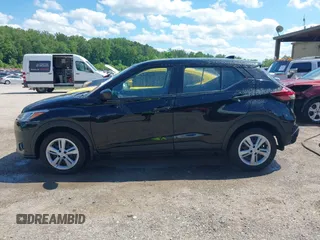2024 Nissan Kicks S with VIN 3N1CP5BV8RL498577, listed as a IAAI auction lot 42208526 with 30,717 mi miles and . Bid and sale history available at DreamBid. Image 14.