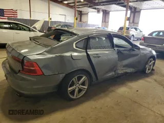 2017 Volvo S90 Momentum with VIN YV1102AK5H1012905, listed as a Copart auction lot 72612694 with Not Provided miles and Salvage Title. Bid and sale history available at carsss.com. Image 3.