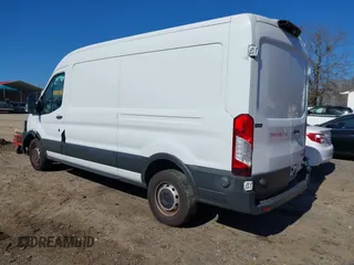 2019 Ford Transit with VIN 1FTYR2CM1KKB30444, listed as a IAAI auction lot 41585399 with 402,723 mi miles. Bid and sale history available at carsss.com. Image 3.