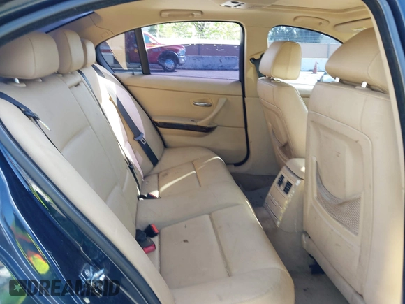 2007 BMW 3 Series 328i with VIN WBAVC53587FZ71348, listed as a IAAI auction lot 42057532 with 198,307 mi miles and . Bid and sale history available at carsss.com. Image 8.