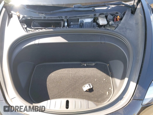 2018 Tesla Model 3 Long Range Battery with VIN 5YJ3E1EA7JF057031, listed as a IAAI auction lot 42139832 with 92,618 mi miles and . Bid and sale history available at DreamBid. Image 10.