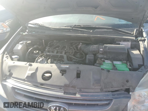 2009 Kia Sedona LX with VIN KNDMB233896315104, listed as a Copart auction lot 74995564 with 210,916 mi miles and Salvage Title. Bid and sale history available at carsss.com. Image 12.