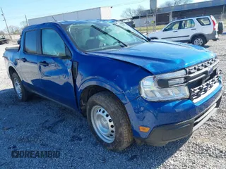 2024 Ford Maverick XL with VIN 3FTTW8A30RRA88936, listed as a IAAI auction lot 41821252 with 8,276 mi miles. Bid and sale history available at carsss.com. Image 1.
