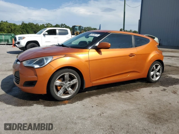 2013 Hyundai Veloster w/Gray Int z VIN KMHTC6AD1DU103219, wystawiony jako Copart lot #60426875 z przebiegiem 135 869 mil mil oraz Szkoda całkowita • Salvage title. Historia ofert i sprzedaży dostępna na DreamBid. Obrazek 1.