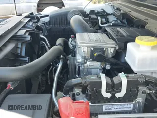 2024 Ram 1500 Big Horn z VIN 1C6SRFFT0RN150670, wystawiony jako IAAI lot #41835342 z przebiegiem 21 562 mil mil oraz . Historia ofert i sprzedaży dostępna na DreamBid. Obrazek 20.