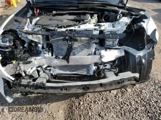 2024 Mazda CX-90 S Premium z VIN JM3KKDHC6R1183914, wystawiony jako Copart lot #51612045 z przebiegiem 897 mil mil oraz Szkoda całkowita • Salvage title. Historia ofert i sprzedaży dostępna na DreamBid. Obrazek 12.