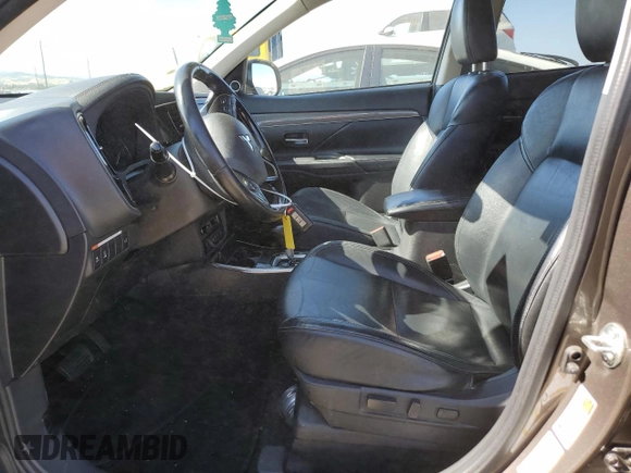 2020 Mitsubishi Outlander SE with VIN JA4AD3A37LZ046132, listed as a Copart auction lot 58826005 with 285,842 mi miles and Salvage title. Bid and sale history available at DreamBid. Image 7.