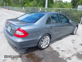 2008 Mercedes-Benz E-Class Luxury 3.5L with VIN WDBUF56X28B350102, listed as a IAAI auction lot 42033244 with 257,767 mi miles. Bid and sale history available at carsss.com. Image 4.