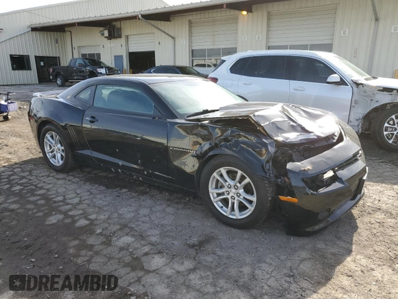 2015 Chevrolet Camaro LS z VIN 2G1FB1E38F9266712, wystawiony jako Copart lot #49411925 z przebiegiem 82 903 mil mil oraz Szkoda całkowita • Salvage title. Historia ofert i sprzedaży dostępna na DreamBid. Obrazek 4.