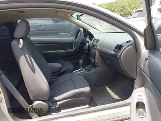2008 Pontiac G5 z VIN 1G2AL18F687291587, wystawiony jako IAAI lot #42251860 z przebiegiem 237 334 mil mil oraz . Historia ofert i sprzedaży dostępna na DreamBid. Obrazek 5.