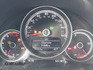 2018 Volkswagen Beetle S with VIN 3VWFD7ATXJM706338, listed as a IAAI auction lot 41293181 with 71,945 mi miles. Bid and sale history available at carsss.com. Image 7.