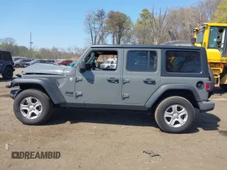 2021 Jeep Wrangler Unlimited Willys with VIN 1C4HJXDN4MW703859, listed as a IAAI auction lot 42071327 with 27,027 mi miles and . Bid and sale history available at DreamBid. Image 14.