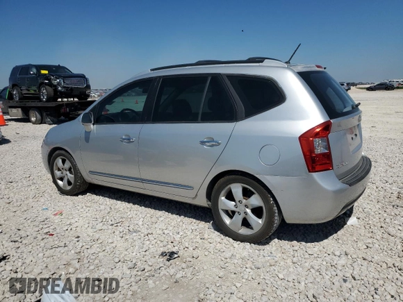 2007 Kia Rondo LX with VIN KNAFG525577095150, listed as a Copart auction lot 52407295 with 91,105 mi miles and Clean Title. Bid and sale history available at carsss.com. Image 2.