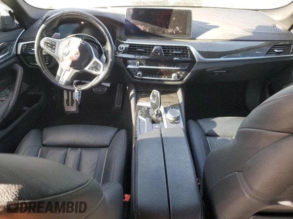 2021 BMW 5 Series M550i xDrive z VIN WBA13BK06MCF92173, wystawiony jako Copart lot #87707035 z przebiegiem Nie podano mil oraz Szkoda całkowita • Salvage title. Historia ofert i sprzedaży dostępna na DreamBid. Obrazek 8.