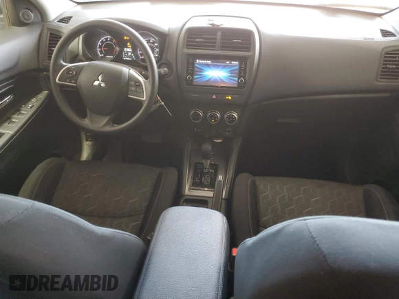 2023 Mitsubishi Outlander ES z VIN JA4ARUAU4PU000597, wystawiony jako Copart lot #53704445 z przebiegiem 27 206 mil mil oraz Szkoda całkowita • Salvage title. Historia ofert i sprzedaży dostępna na DreamBid. Obrazek 8.