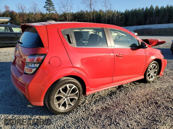2018 Chevrolet Sonic LT z VIN 1G1JD6SB5J4118848, wystawiony jako Copart lot #83615174 z przebiegiem 17 483 mil mil oraz Szkoda całkowita • Salvage title. Historia ofert i sprzedaży dostępna na DreamBid. Obrazek 3.