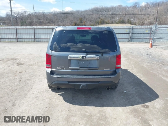 2013 Honda Pilot EX-L with VIN 5FNYF4H61DB035588, listed as a IAAI auction lot 41882840 with 144,243 mi miles and . Bid and sale history available at carsss.com. Image 16.