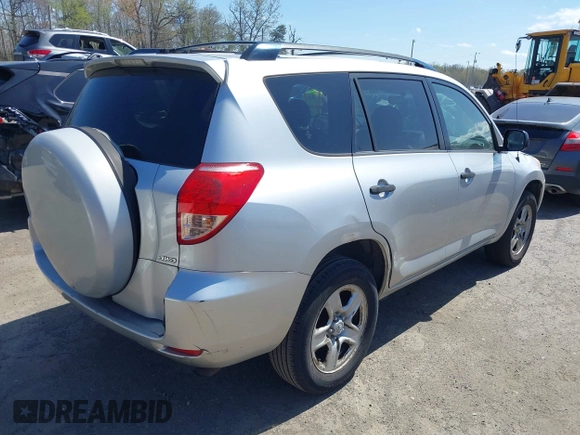 2008 Toyota RAV4 with VIN JTMBD33V686081889, listed as a IAAI auction lot 41971934 with 244,069 mi miles. Bid and sale history available at carsss.com. Image 4.