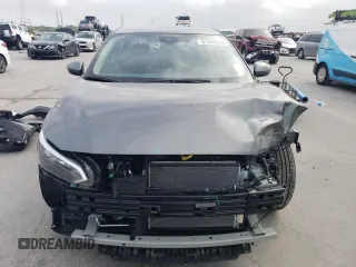2025 Nissan Sentra S with VIN 3N1AB8BV5SY251324, listed as a Copart auction lot 51345315 with 4,642 mi miles and Salvage Title. Bid and sale history available at DreamBid. Image 5.