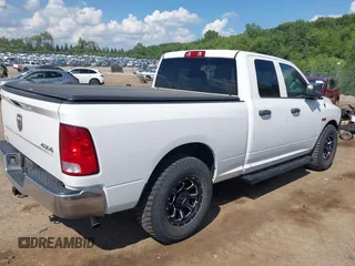 2015 Ram 1500 Tradesman z VIN 1C6RR7FM9FS544341, wystawiony jako IAAI lot #42604512 z przebiegiem 198 807 mil mil oraz . Historia ofert i sprzedaży dostępna na DreamBid. Obrazek 4.