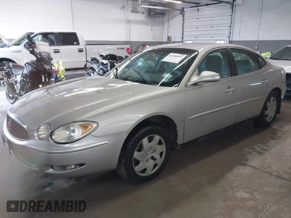 2007 Buick LaCrosse CX with VIN 2G4WC582071212332, listed as a IAAI auction lot 42188992 with 158,945 mi miles and . Bid and sale history available at DreamBid. Image 2.