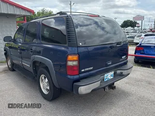 2002 Chevrolet Tahoe LS z VIN 1GNEC13Z92R180341, wystawiony jako Copart lot #59126715 z przebiegiem Nie podano mil oraz Czysty tytuł • Clean title. Historia ofert i sprzedaży dostępna na DreamBid. Obrazek 3.