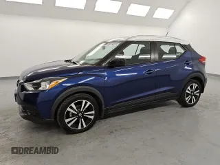 2020 Nissan Kicks SV with VIN 3N1CP5CV7LL478942, listed as a Copart auction lot 54542495 with 114,745 mi miles and Clean Title. Bid and sale history available at carsss.com. Image 1.