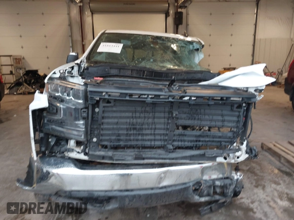 2020 Chevrolet Silverado 1500 LT with VIN 1GCRYDED9LZ166441, listed as a IAAI auction lot 41813441 with Not Provided miles. Bid and sale history available at carsss.com. Image 11.