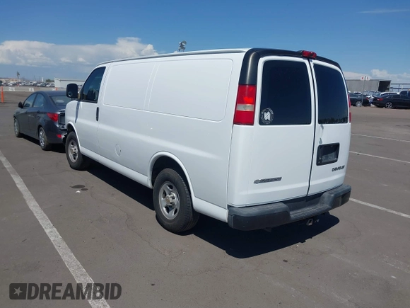 2005 Chevrolet Express Cargo with VIN 1GCFG15X151190930, listed as a IAAI auction lot 40196270 with Not provided miles and . Bid and sale history available at DreamBid. Image 3.