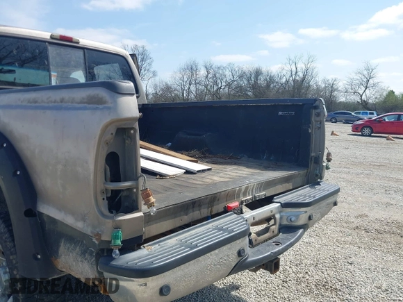 2002 Ford F-350 XL with VIN 1FTSW31F12EB06717, listed as a IAAI auction lot 41911543 with 351,800 mi miles and . Bid and sale history available at DreamBid. Image 16.