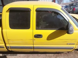 2002 Chevrolet Silverado 1500 LS with VIN 1GCEK19VX2Z244807, listed as a IAAI auction lot 41784212 with 246,067 mi miles. Bid and sale history available at carsss.com. Image 13.