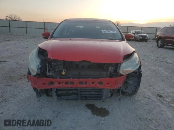 2012 Ford Focus SEL with VIN 1FAHP3M20CL313554, listed as a Copart auction lot 41997175 with 137,910 mi miles and Salvage Title. Bid and sale history available at carsss.com. Image 5.