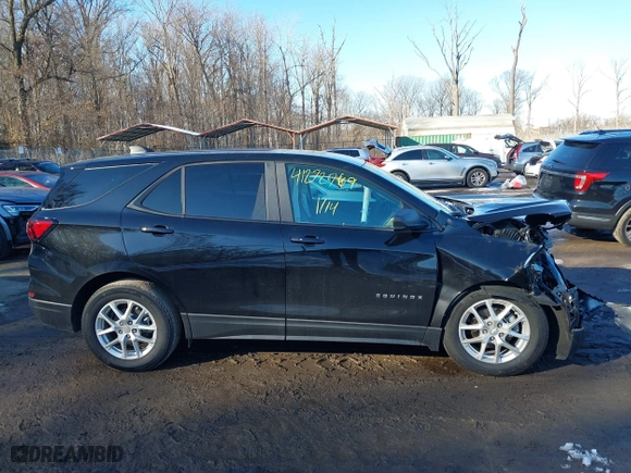 2024 Chevrolet Equinox LS with VIN 3GNAXHEG8RL313194, listed as a IAAI auction lot 41272769 with 26,060 mi miles. Bid and sale history available at carsss.com. Image 13.