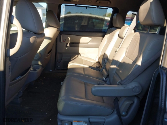 2013 Honda Odyssey Touring with VIN 5FNRL5H9XDB009973, listed as a IAAI auction lot 41904710 with 219,067 mi miles. Bid and sale history available at carsss.com. Image 8.