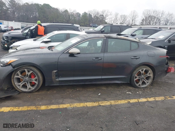 2020 Kia Stinger GT2 with VIN KNAE55LCXL6071473, listed as a IAAI auction lot 41447155 with 123,110 mi miles. Bid and sale history available at carsss.com. Image 14.