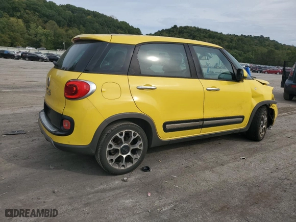 2014 FIAT 500L Trekking with VIN ZFBCFADH1EZ021866, listed as a Copart auction lot 71776554 with 98,866 mi miles and Salvage Title. Bid and sale history available at carsss.com. Image 3.
