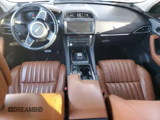 2019 Jaguar F-Pace 30t Portfolio with VIN SADCN2GX5KA365434, listed as a Copart auction lot 41701755 with 59,124 mi miles and Salvage title. Bid and sale history available at DreamBid. Image 8.